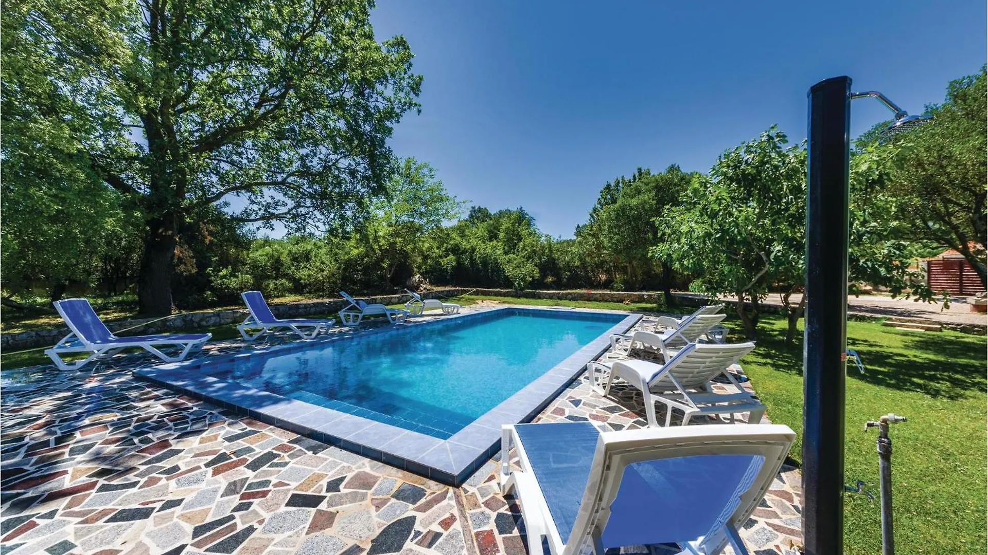 5 Bedroom Awesome Home In Rastane Donje Donje Rastane